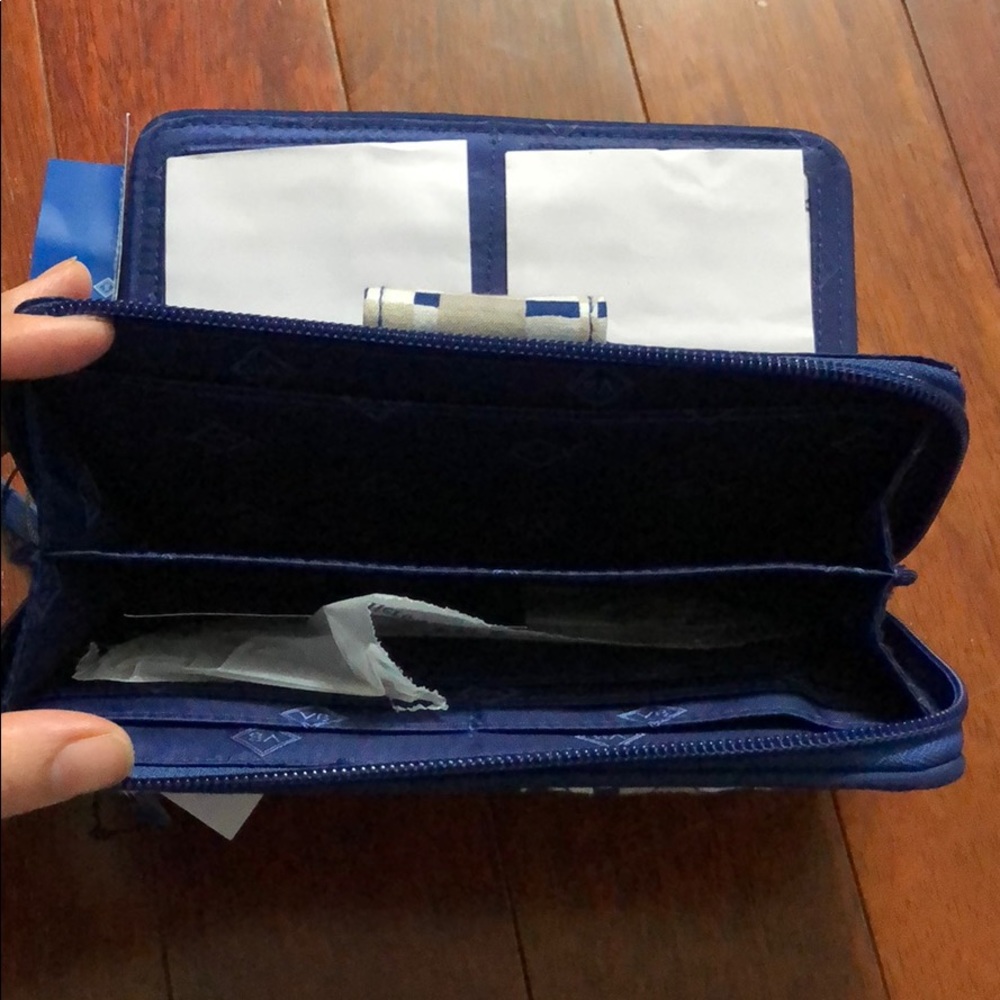 Wallet - Picture 4 of 6